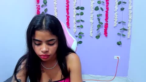 bratz_evans online show from December 21, 2:15 pm
