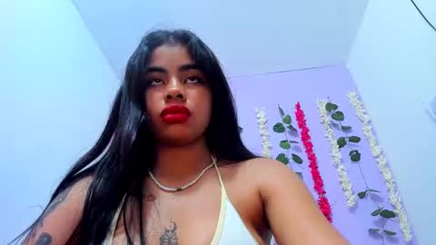 bratz_evans online show from December 22, 11:54 am