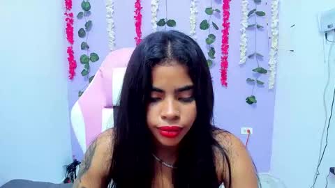 bratz_evans online show from December 26, 2:48 pm