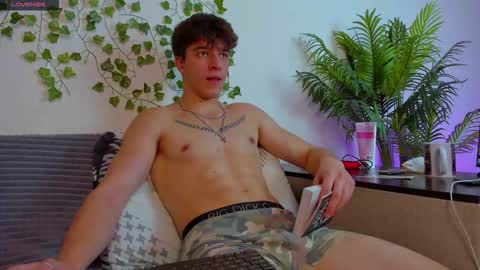 Snapshot of bravo_maestro chatting on October 20, 2:06 pm Johny Bravo online show from October 20, 2:06 pm