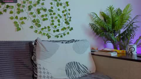 Snapshot of bravo_maestro chatting on October 28, 5:15 pm Johny Bravo online show from October 28, 5:15 pm