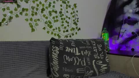 Snapshot of bravo_maestro chatting on January 12, 3:39 pm Johny Bravo online show from January 12, 3:39 pm