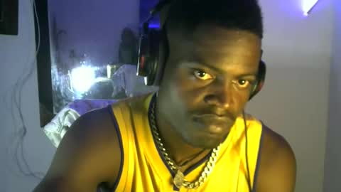 Snapshot of brayan1111x chatting on November 15, 6:59 pm brayan1111x online show from November 15, 6:59 pm