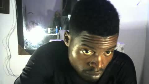 Snapshot of brayan1111x chatting on November 23, 7:02 pm brayan1111x online show from November 23, 7:02 pm