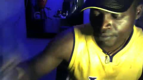 Snapshot of brayan1111x chatting on December 18, 2:28 am brayan1111x online show from December 18, 2:28 am