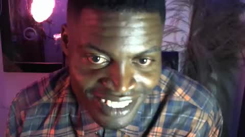 Snapshot of brayan1111x chatting on December 22, 4:42 am brayan1111x online show from December 22, 4:42 am