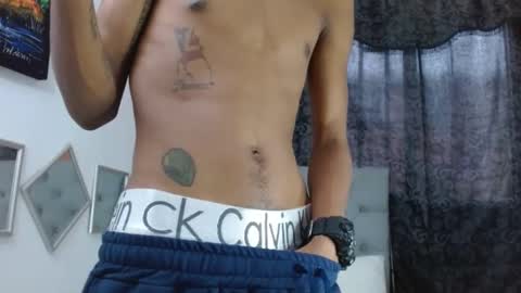 Snapshot of braycum_alpha chatting on December 28, 7:33 pm braycum_alpha online show from December 28, 7:33 pm