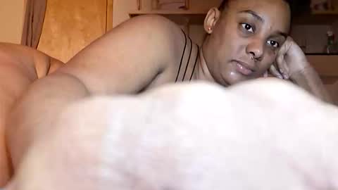 Snapshot of brazilaveaux chatting on February 16, 3:08 pm brazilaveaux online show from February 16, 3:08 pm