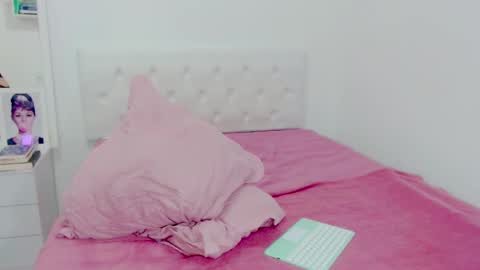 Alice online show from November 12, 11:47 pm