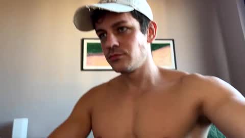 braziliangoodboy online show from May 15, 7:43 pm