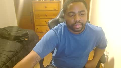 Snapshot of breadw1nnah chatting on November 8, 8:03 am Breadw1nnah online show from November 8, 8:03 am