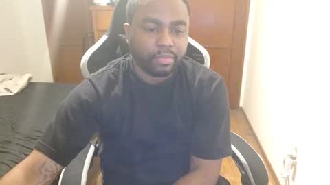 Snapshot of breadw1nnah chatting on December 5, 5:27 am Breadw1nnah online show from December 5, 5:27 am