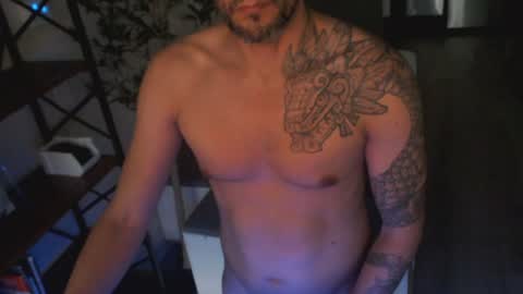 Snapshot of break_dusk chatting on July 1, 12:45 am break_dusk online show from July 1, 12:45 am