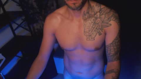 Snapshot of break_dusk chatting on July 23, 5:16 am break_dusk online show from July 23, 5:16 am
