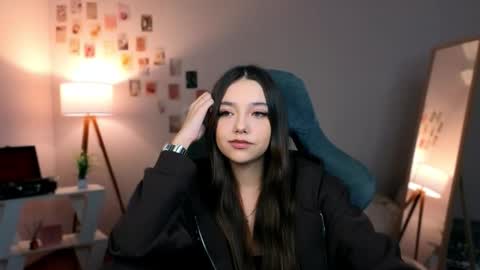 Rachel online show from February 22, 7:23 pm