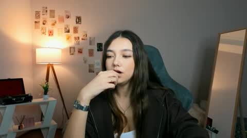 Rachel online show from March 21, 7:06 pm