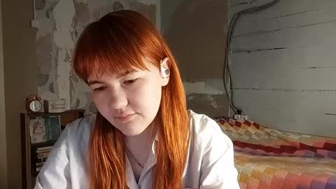 Snapshot of breannedevier chatting on March 26, 4:29 am Dina online show from March 26, 4:29 am