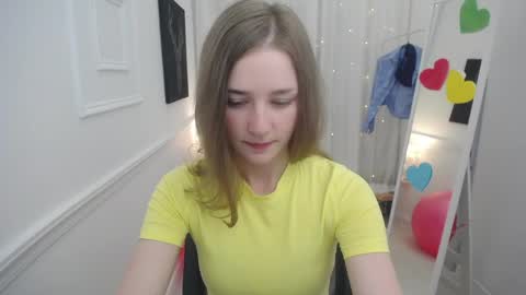 Bree online show from May 15, 11:17 am