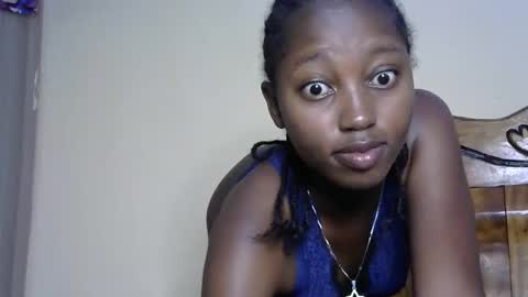 breelia online show from December 15, 3:45 am