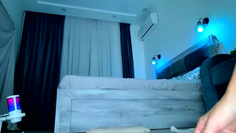 Snapshot of brenda_m00n chatting on October 30, 3:13 pm Brenda online show from October 30, 3:13 pm