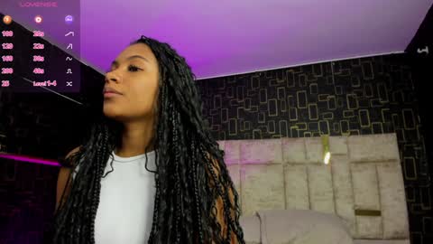 Snapshot of brenda_nova18 chatting on December 26, 12:05 pm Brenda online show from December 26, 12:05 pm