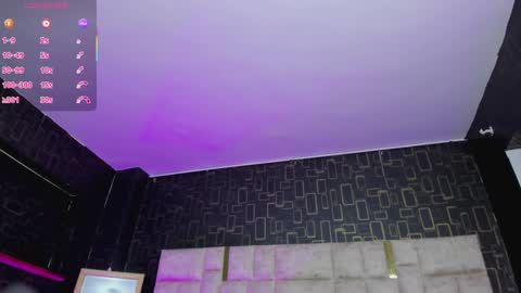 Snapshot of brenda_nova18 chatting on January 30, 2:15 pm Brenda online show from January 30, 2:15 pm