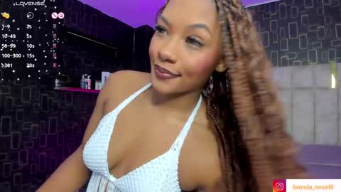 Snapshot of brenda_nova18 chatting on February 19, 11:38 am Brenda online show from February 19, 11:38 am