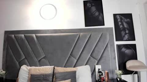 Brenda online show from March 24, 9:42 pm