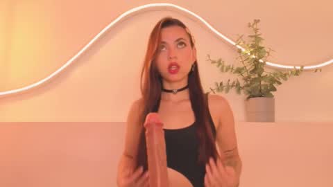 brenda_sky19 online show from March 28, 12:05 pm