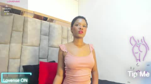 Snapshot of brenda_thomp chatting on April 1, 7:44 pm brenda_thomp online show from April 1, 7:44 pm