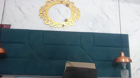 BRENDA VELASQUEZ online show from November 22, 8:08 pm