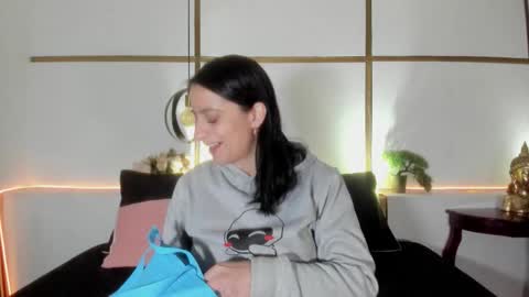 MeganBeaked online show from October 23, 11:42 am