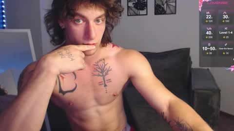 Snapshot of brendan__piks chatting on September 19, 7:03 pm brendan__piks online show from September 19, 7:03 pm