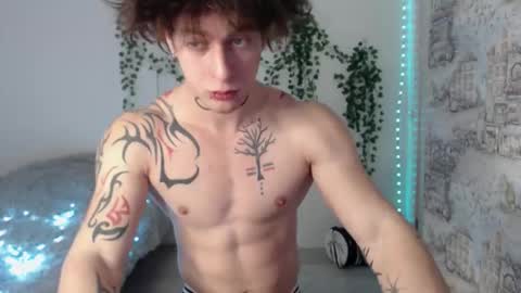 Snapshot of brendan__piks chatting on January 8, 8:05 am brendan__piks online show from January 8, 8:05 am