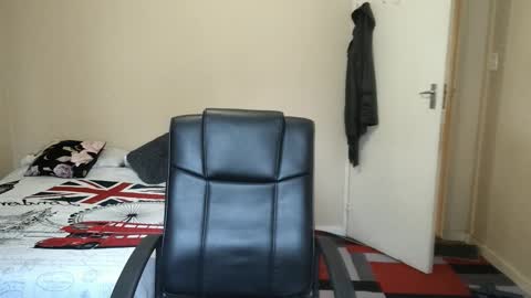 ask me lol online show from October 14, 4:35 am