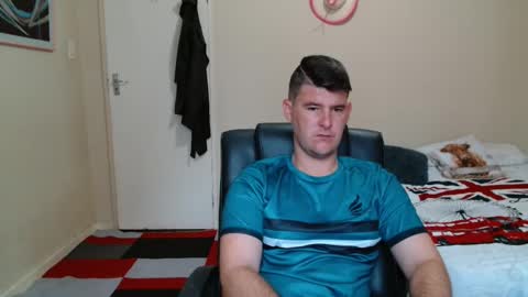 ask me lol online show from February 12, 4:18 am