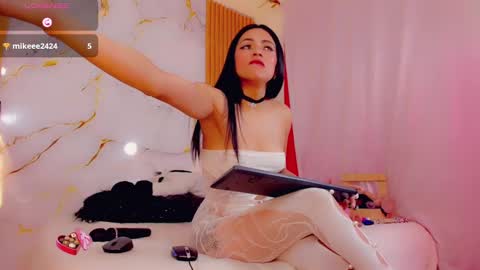 Snapshot of brendasquirtx chatting on February 13, 5:54 pm brendasquirtx online show from February 13, 5:54 pm