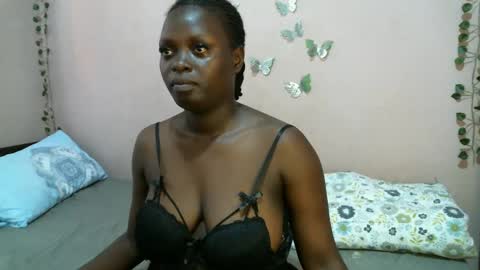 Snapshot of brennabaibe chatting on January 30, 8:01 am Brenda xxx online show from January 30, 8:01 am