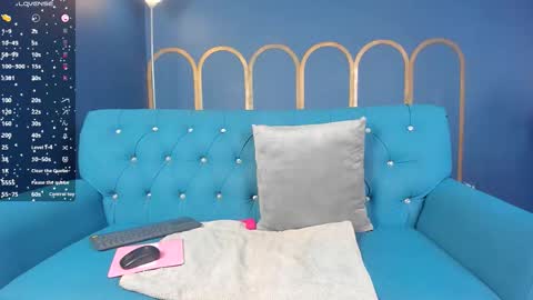 Snapshot of brennastone chatting on December 16, 11:59 am online show from December 16, 11:59 am