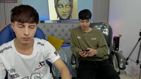 Esteban online show from December 2, 3:56 am