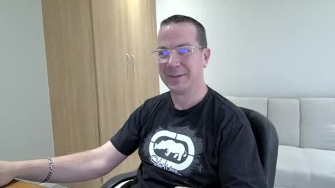 Brett online show from September 19, 2:18 pm