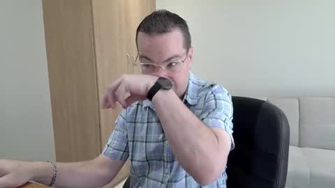 Brett online show from September 20, 10:49 am