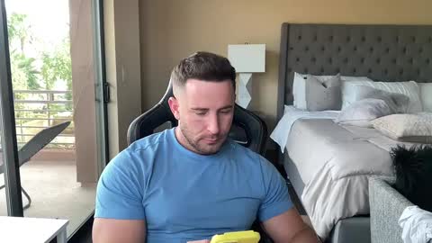 Brett Mycles online show from September 27, 11:21 pm