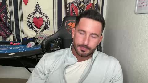 Brett Mycles online show from February 7, 10:02 pm