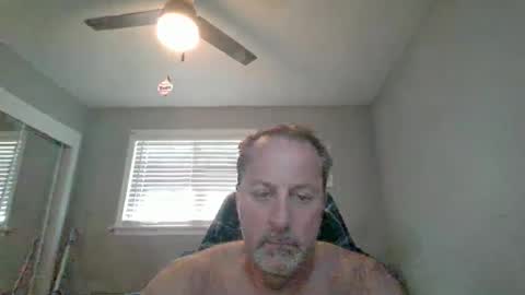 Snapshot of brettsky chatting on May 30, 9:34 pm hey online show from May 30, 9:34 pm