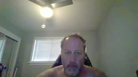 Snapshot of brettsky chatting on June 7, 3:27 pm hey online show from June 7, 3:27 pm