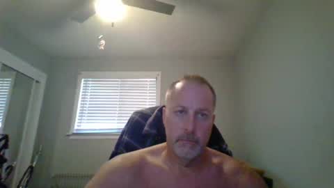 Snapshot of brettsky chatting on August 1, 4:28 pm hey online show from August 1, 4:28 pm