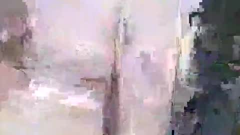 Snapshot of bri20fu chatting on April 15, 7:04 am raining down on me online show from April 15, 7:04 am