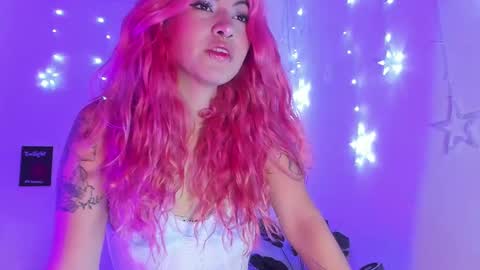 Snapshot of bri_cullen chatting on December 17, 4:56 am Bri cullen online show from December 17, 4:56 am