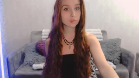 Snapshot of bri_fox chatting on December 21, 1:40 pm bri_fox online show from December 21, 1:40 pm